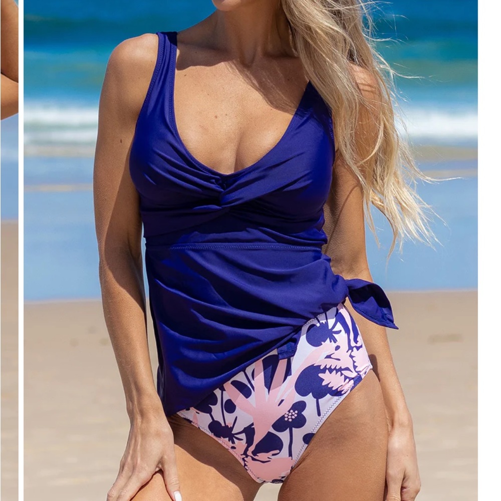 Beachsissi Twist Front Knot Floral Print Tankini Set